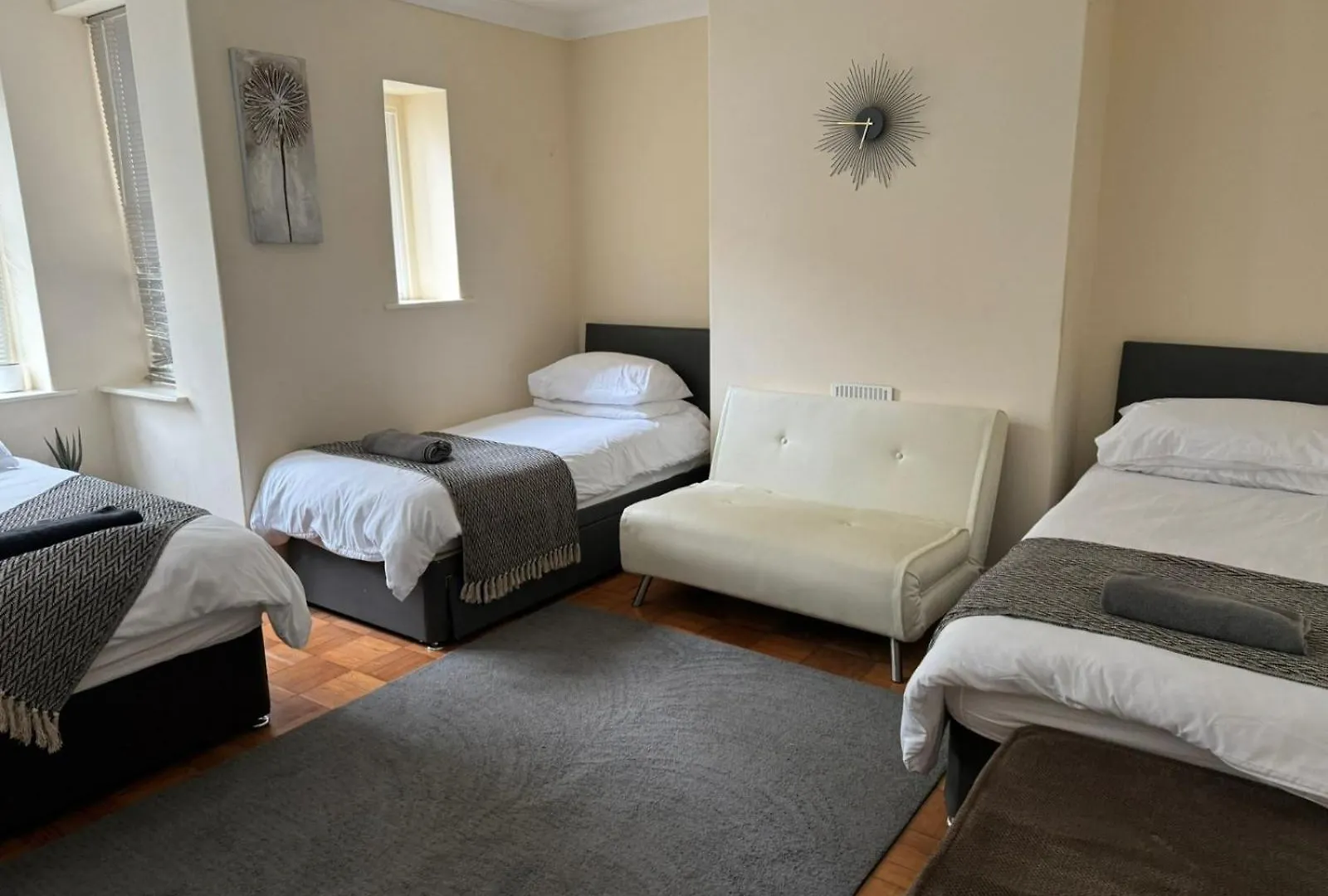 Lushlets Gf Flat Sleeps 10 12 Villa Cardiff United Kingdom